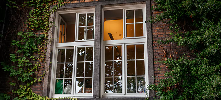 Energy Efficient Wood Windows in Sandy Cove Acres, ON