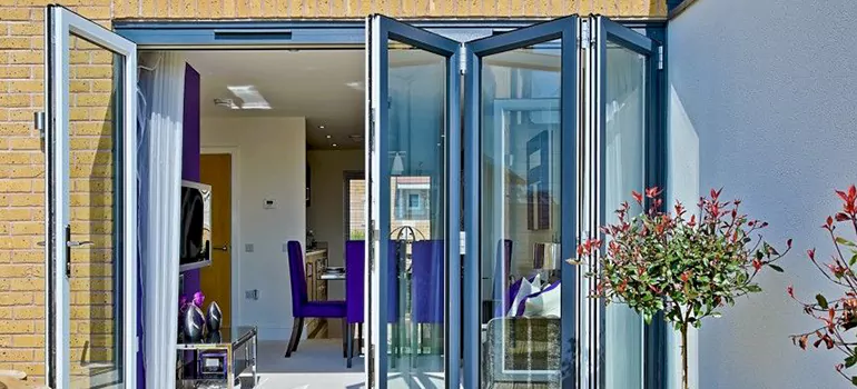 Bifold Door Repairs Near Me in Crescent Harbour, Ontario