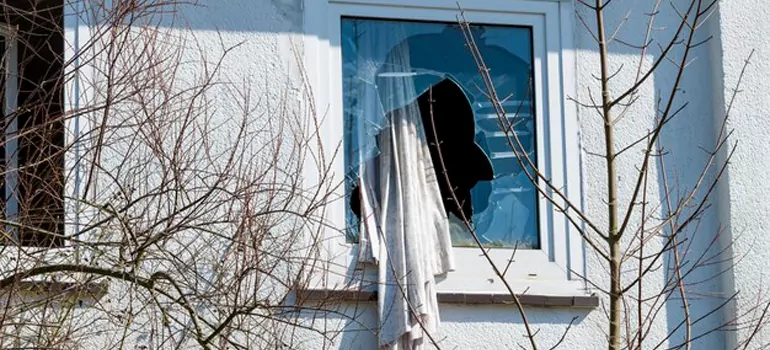 Storm Window Installation Contractors in Big Bay Point, Ontario