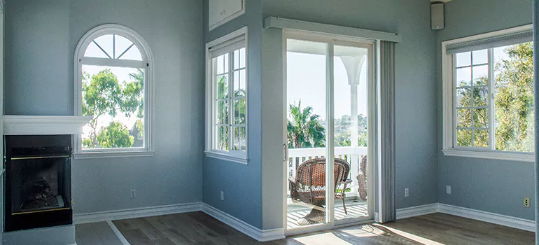 Tempered Glass Sliding Door inSimcoe Beach, Ontario