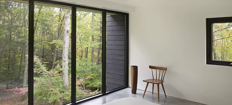 Bulletproof Window Protection Services in Churchill, ON