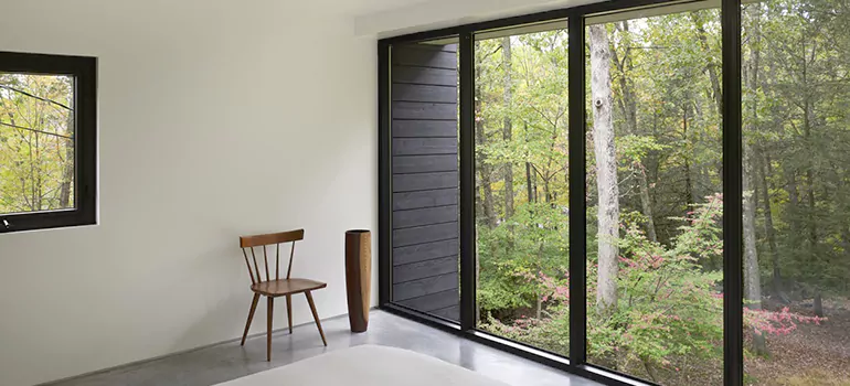 Triple Pane Energy Efficient Windows in Sandy Cove Acres, ON