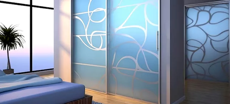 Frosting Glass Cabinet Doors in Lefroy, ON